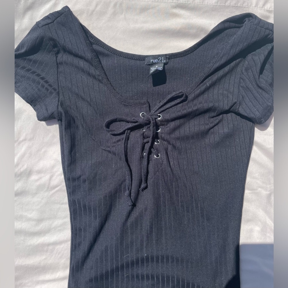 rue 21 cropped tshirt